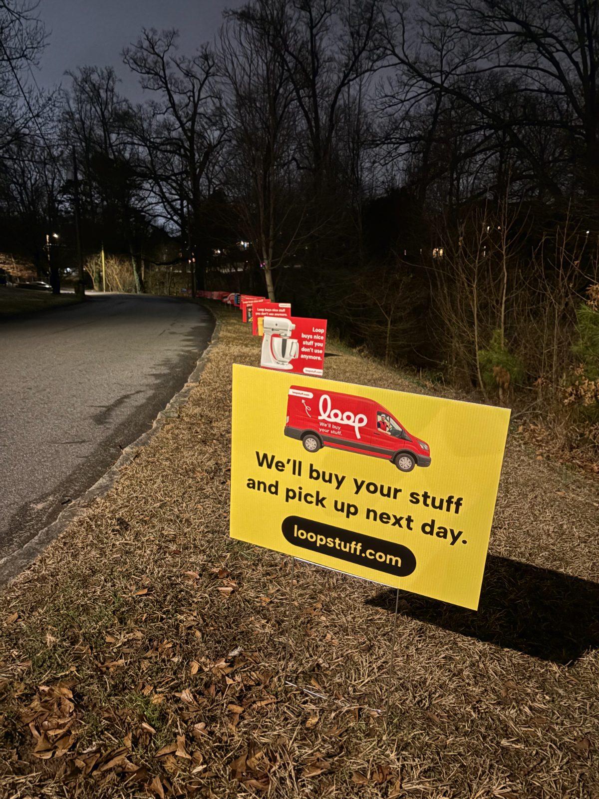 loop, on the curb
